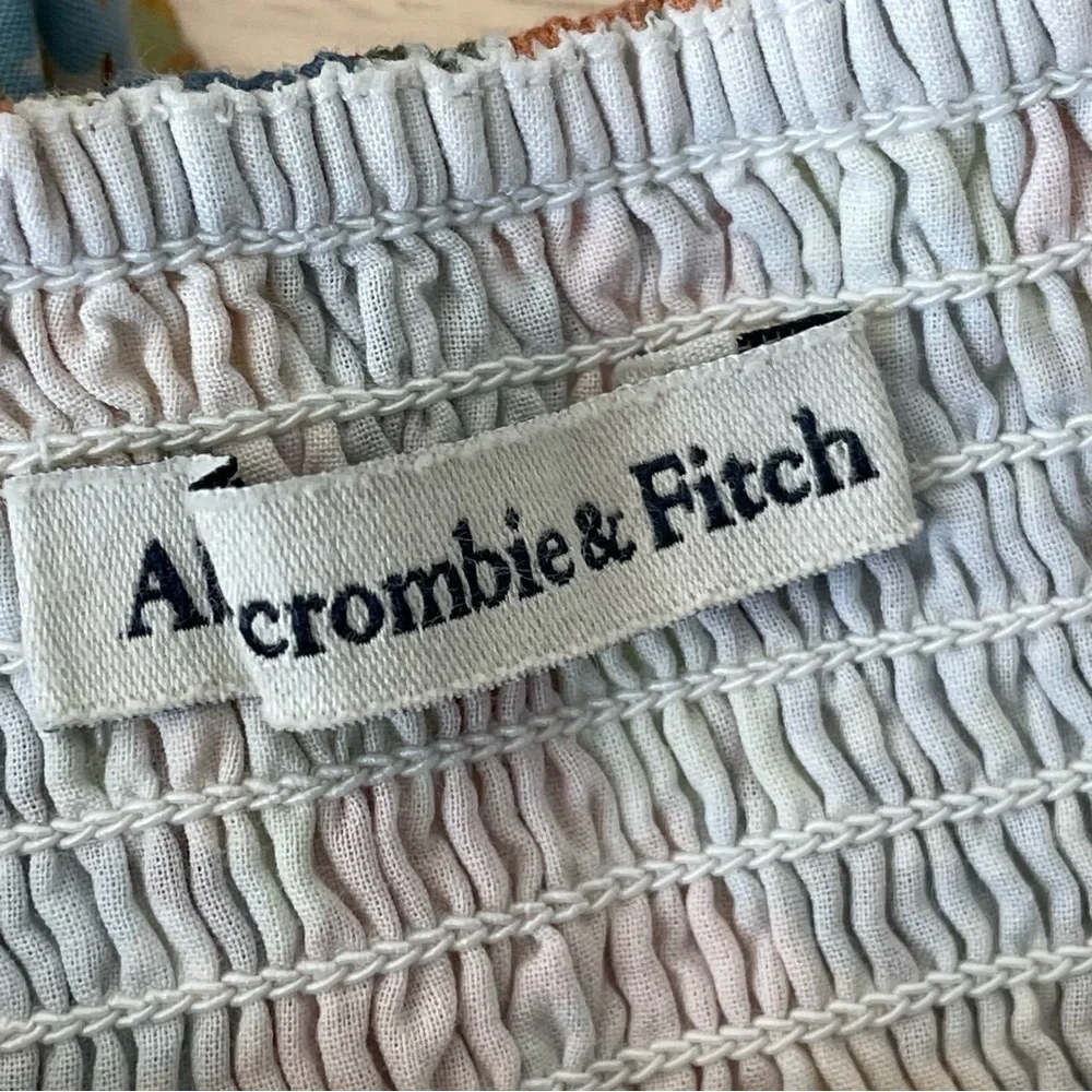 Abercrombie & Fitch Square Neck Ruched Puff Sleeve floral Top 35432